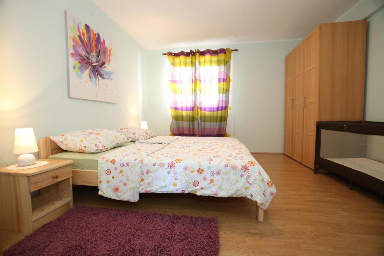 Apartment Mirna Baska  Luaran gambar